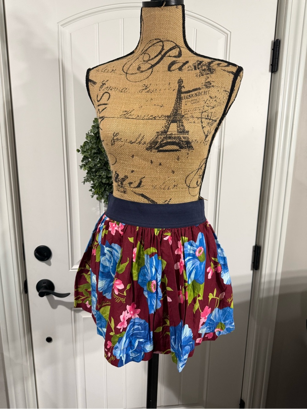 Floral mini Skirt in Burgundy with Blue Flowers